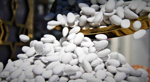 Elazığda bademin badem şekerine yolculuğu başladı