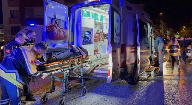 Elazığda iki otomobil çarpıştı: 7 yaralı
