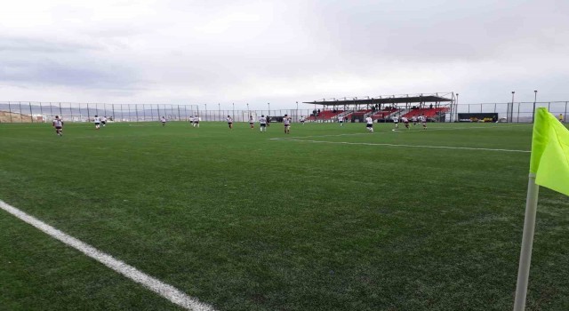 Elazığda okul sporları futbol müsabakaları başladı