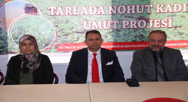 Elazığda ‘Tarlada nohut kadına umut projesi gerçekleştirildi