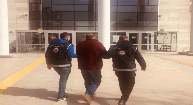 Elazığda yurda kaçak yollarla giren 40 düzensiz göçmen yakalandı
