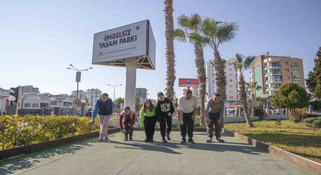 Engelsiz Yaşam Parkı, özel birey Selimin gelişimine katkı sağladı