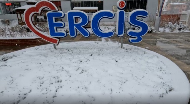 Ercişte Mart ayı karlı bitti