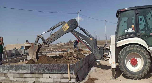 Ereğli Belediyesi depremde hasar gören evin yenisini yapıyor