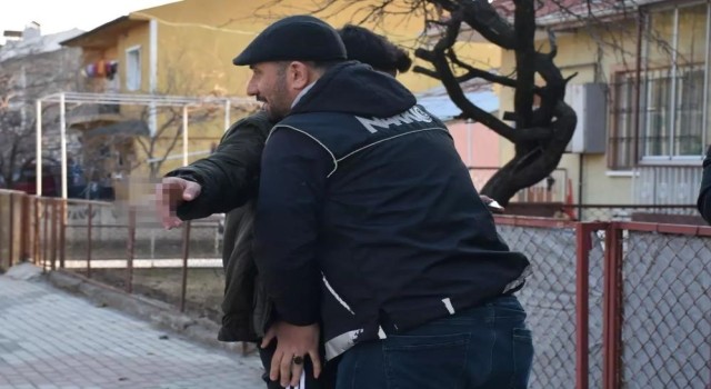 Erzincanda çeşitli suçlardan aranan 10 kişi yakalandı