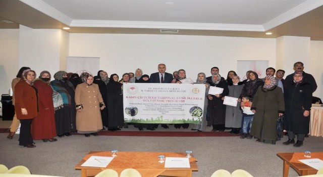 Erzurumda ikinci ürün olarak “Turşuluk (Kornişon) Hıyar Yetiştiriciliğinin Geliştirilmesi ve Yaygınlaştırılması Projesi 2023 yılı yatırım programına alındı
