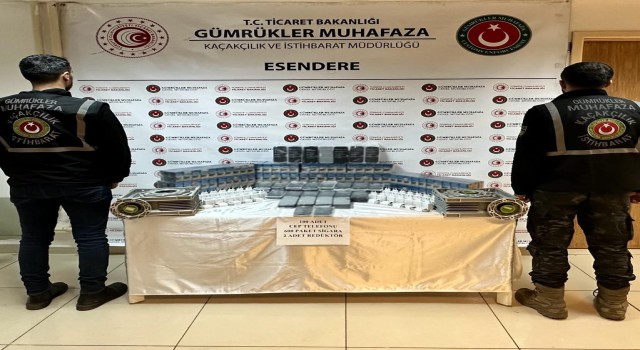 Esendere Gümrük Kapısında 1 milyon 200 bin TLlik kaçak eşya ele geçirildi