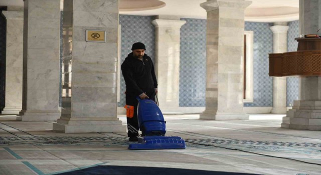 Esenyurtta ibadethaneler Ramazan ayına hazır