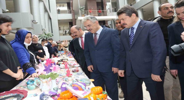 Eskişehir Adliyesi çalışanlarından depremzedeler için örnek dayanışma