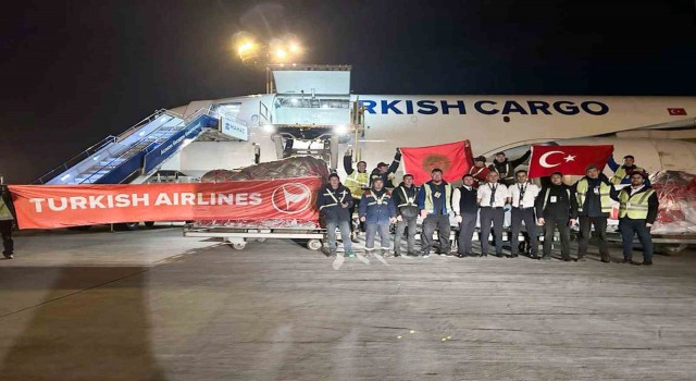 Etnosporun depremzedeler için temin ettiği 360 adet Kırgız çadırı yola çıktı