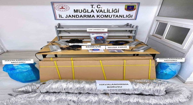 Evinde uyuşturucu imal düzeneği kurmuş