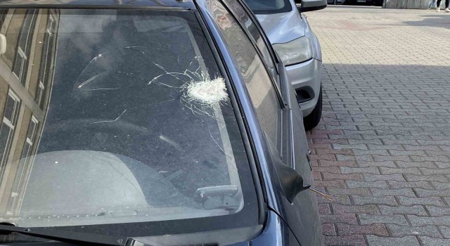 Fatihte eski karısının uygunsuz fotoğraflarını gönderen şahsa kurşun yağdırdı