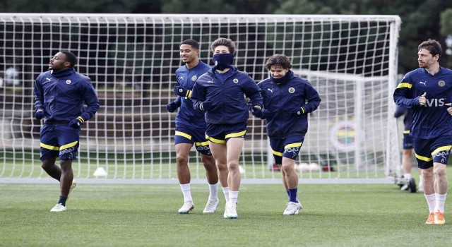 Fenerbahçe, Sevilla maçı hazırlıklarına devam etti