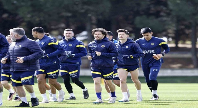 Fenerbahçe, Sevilla maçı hazırlıklarını sürdürdü