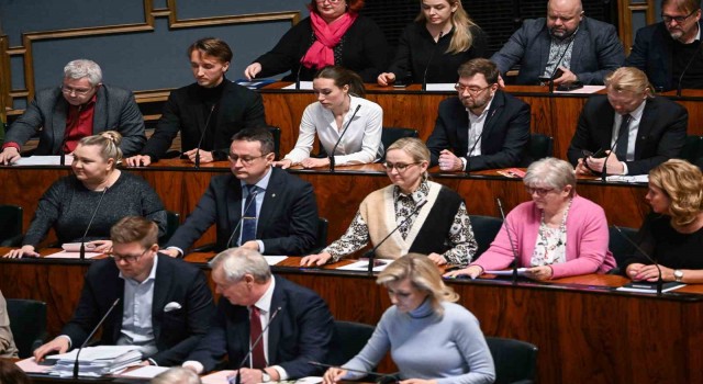 Finlandiya Parlamentosundan NATO tasarısına onay