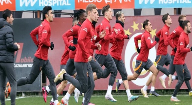 Galatasarayda Mertens bireysel çalışmalarını sürdürdü