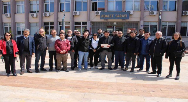 Gazeteciler adliye önündeki saldırıyı kınadı