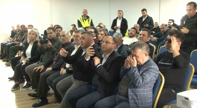 Gazeteciler Gaziantep Büyükşehir Belediye Başkanı Şahin ile Nurdağında incelemelerde bulundu