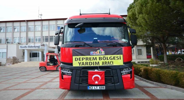 Gedizden gıda kolisi yüklü tır yola çıktı