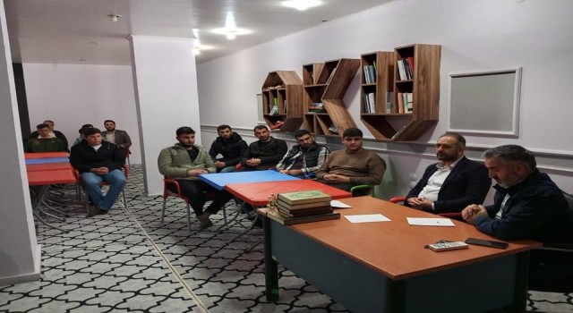 Germencikte din görevlileri gençlerle buluştu