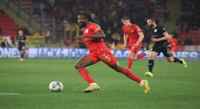Göztepenin yeni transferi dikkatleri çekti