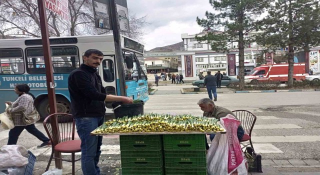 Gulik tezgahlarda yerini aldı