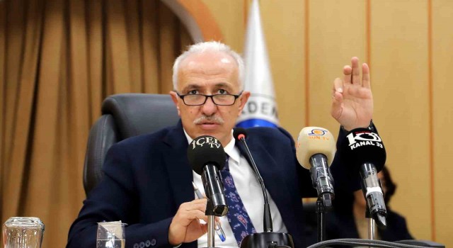 Gültak: Kaçak ve ruhsatsız yapılara izin vermeyeceğim