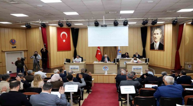 Gültaktan tepki: Yatırımı ve istihdamı bekletiyor ve geciktiriyorsunuz