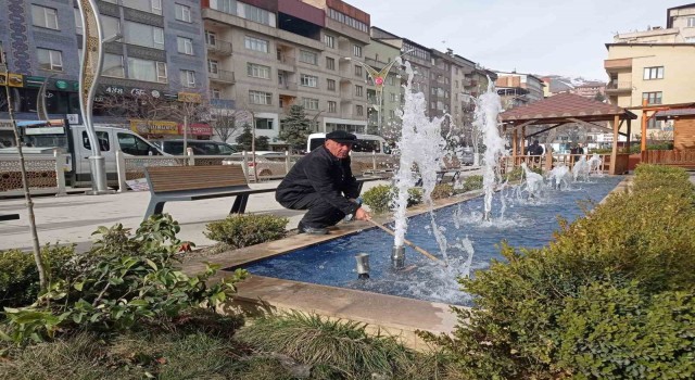Hakkariye renk katan fıskiyeler yeniden devreye alındı