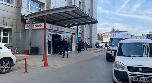 Hastanede kalan evsiz, doktor ilaç yazmayınca kendini yaktı