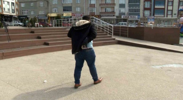 Hastaneye yürüyerek girdi, tekerlekli sandalye ile çıktı