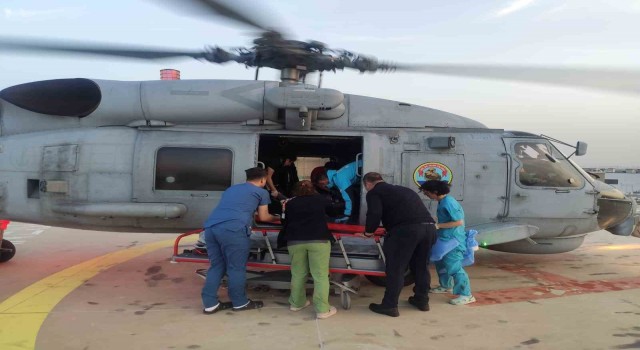 Hatay Devlet Hastanesinde tedavi gören vatandaş askeri helikopterle Adanaya sevk edildi
