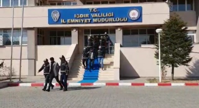 Iğdırda araba alım satım dolandırıcıları operasyonunda 3 tutuklama