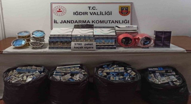 Iğdırda sigara ve akaryakıt kaçakçılarına operasyon