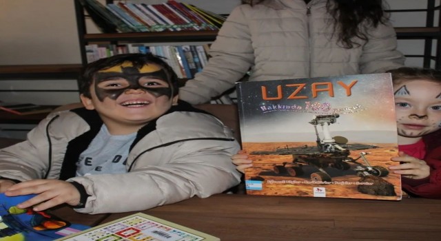 İl Müdürü Bircan, Necla Hanım Konağına açılan kütüphaneyi değerlendirdi