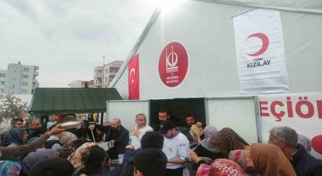 İlk oruçlar Keçiören Belediyesi iftar çadırlarında açıldı