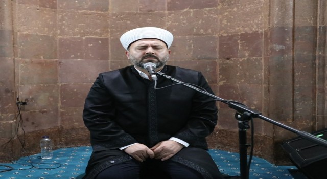 İnegölde ilk teravihi Ayasofya Camii İmam Hatibi kıldırdı