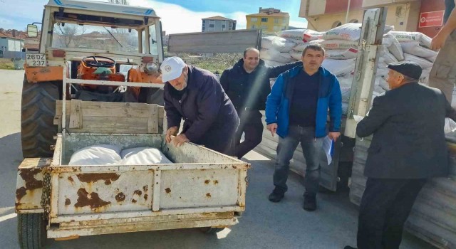 İnönüde 130 çiftçiye yüzde 50 hibeli nohut tohum desteği