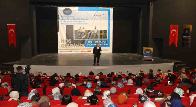 İpekyolu Belediyesinden ‘Aile Bilinci semineri