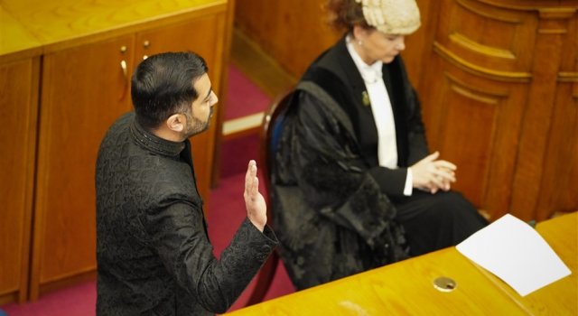 İskoçya’nın yeni Başbakanı Yousaf, yemin ederek göreve başladı