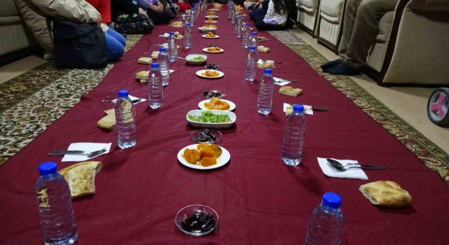Ispartada 200 depremzedeye Ramazan ayı boyunca iftar