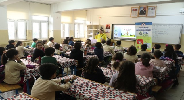 İsrafla mücadeleyi küçük yaşta öğreniyorlar