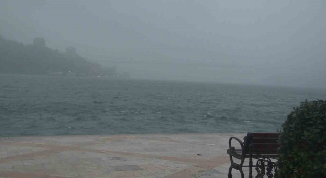 İstanbulda yoğun sis etkili oldu