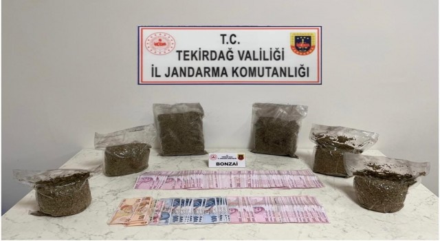 İstanbuldan gelen uyuşturucu kente girmeden ele geçirildi