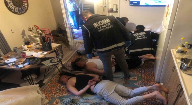 İzmir polisinden suç örgütüne Akbaba Operasyonu