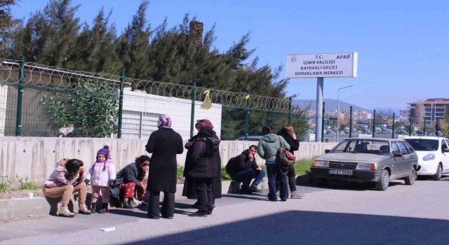 İzmirde konteyner kentte tahliye
