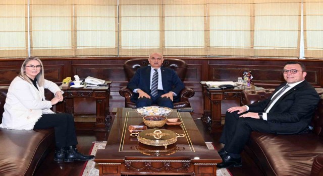 İzmirli yetiştiricilerin sorunları ayrıntılı raporla Bakan Kirişcinin masasında