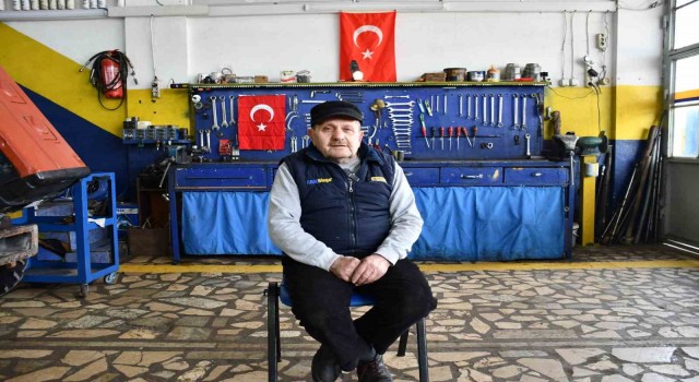 İznikte yarım asırdır traktörlere hayat veriyor