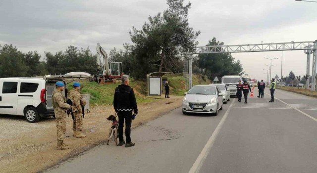 Jandarma iğneyle kuyu kazdı, 10 yıldır aranan cinayet zanlısını yakaladı