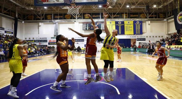 Kadınlar basketbolda derbi heyecanı: Galatasaray - Fenerbahçe